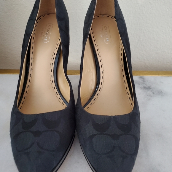Coach Jacquard Signature Black Pattern Patent Leather Heels Women's Shoe Size 10 - Picture 6 of 13